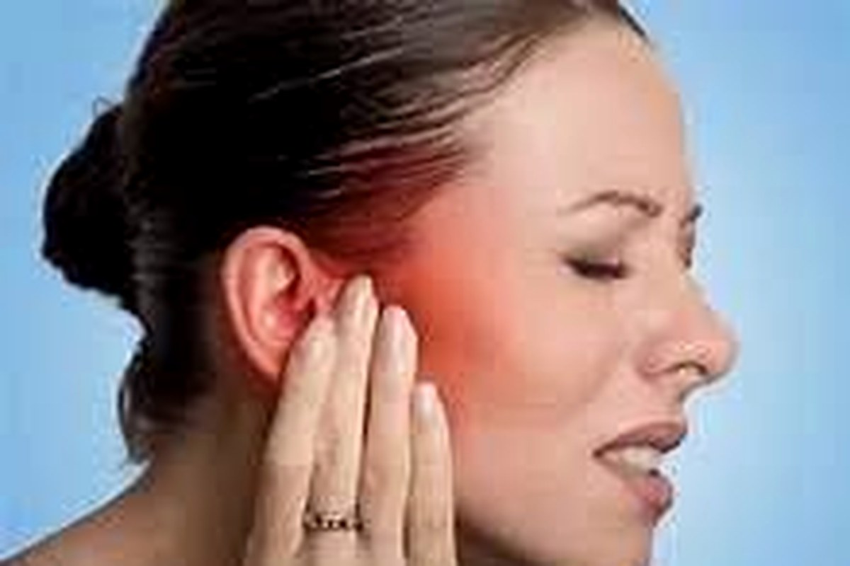 Ear health illustration for Ear Pain And Colds