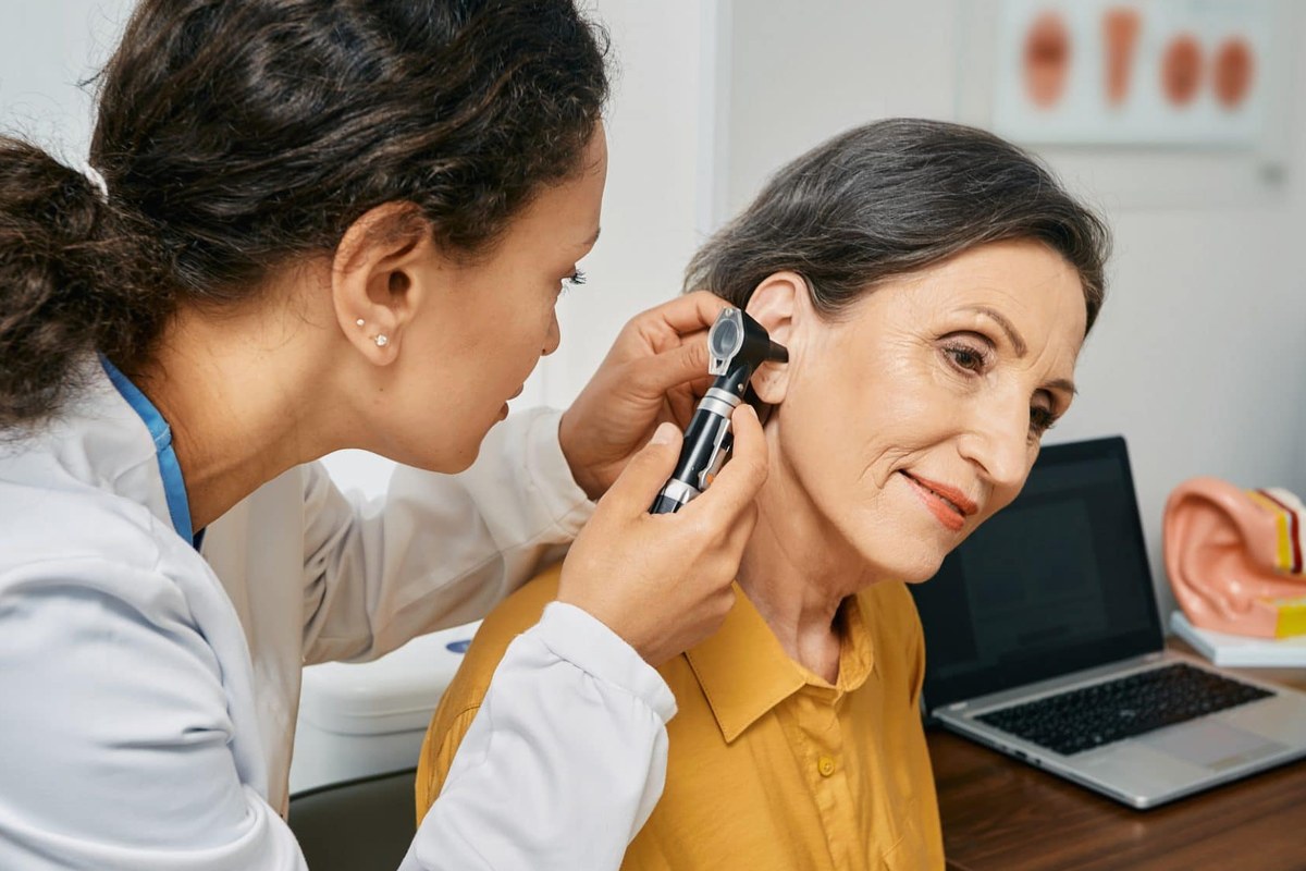 Ear health illustration for Middle Ear Infection
